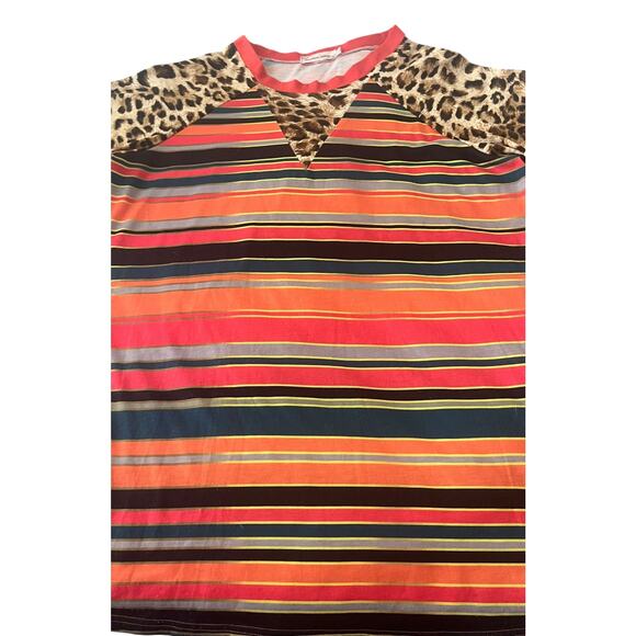 SOUTHERN STITCH T-SHIRT SHORT SLV CREW NECK, WOMEN, L, MULTICOLOR ANIMAL/STRIPES - Picture 4 of 12